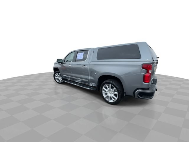 Used 2024 Chevrolet Silverado 1500 High Country w/ Technology Package AWD/4WD image 6