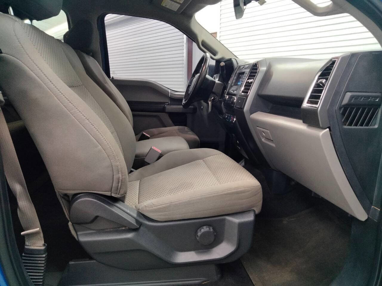 Used 2016 Ford F150 XLT w/ Equipment Group 301A Mid RWD image 20
