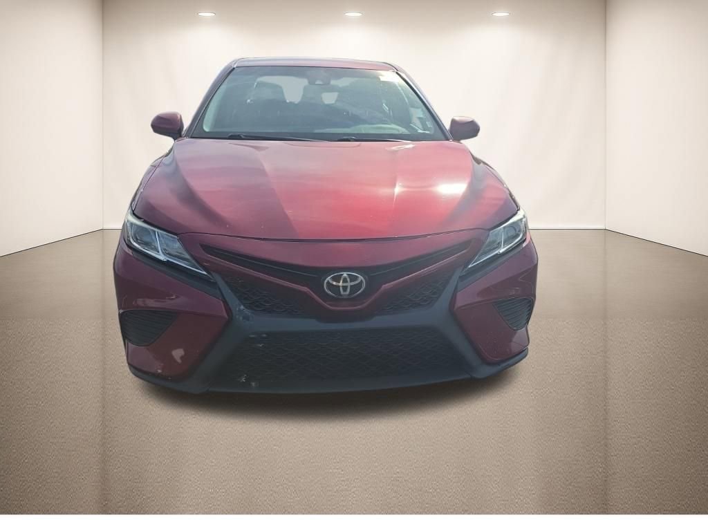 Used 2018 Toyota Camry SE FWD image 12