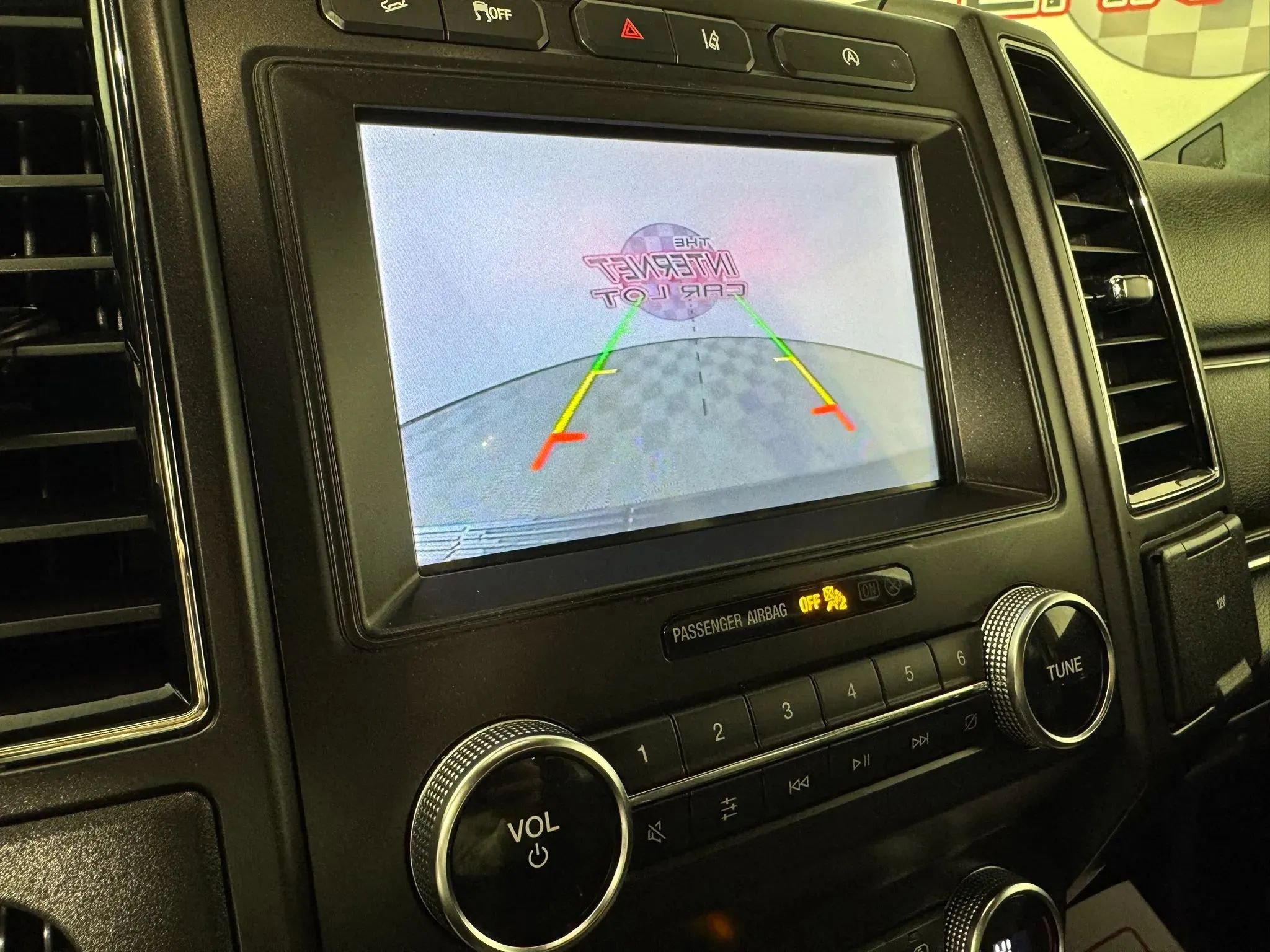 Used 2020 Ford Expedition Limited w/ Equipment Group 301A image 18