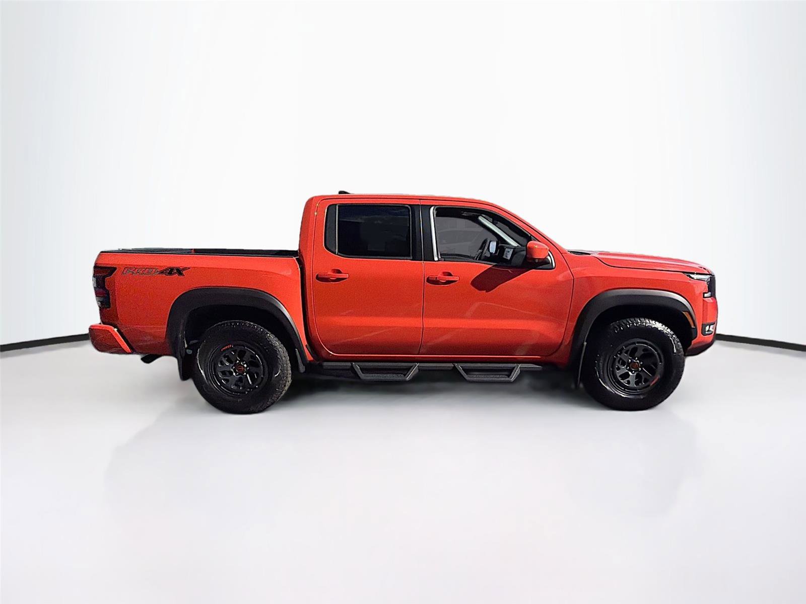 New 2026 Nissan Frontier PRO-4X w/ Pro-4x Convenience Package image 8