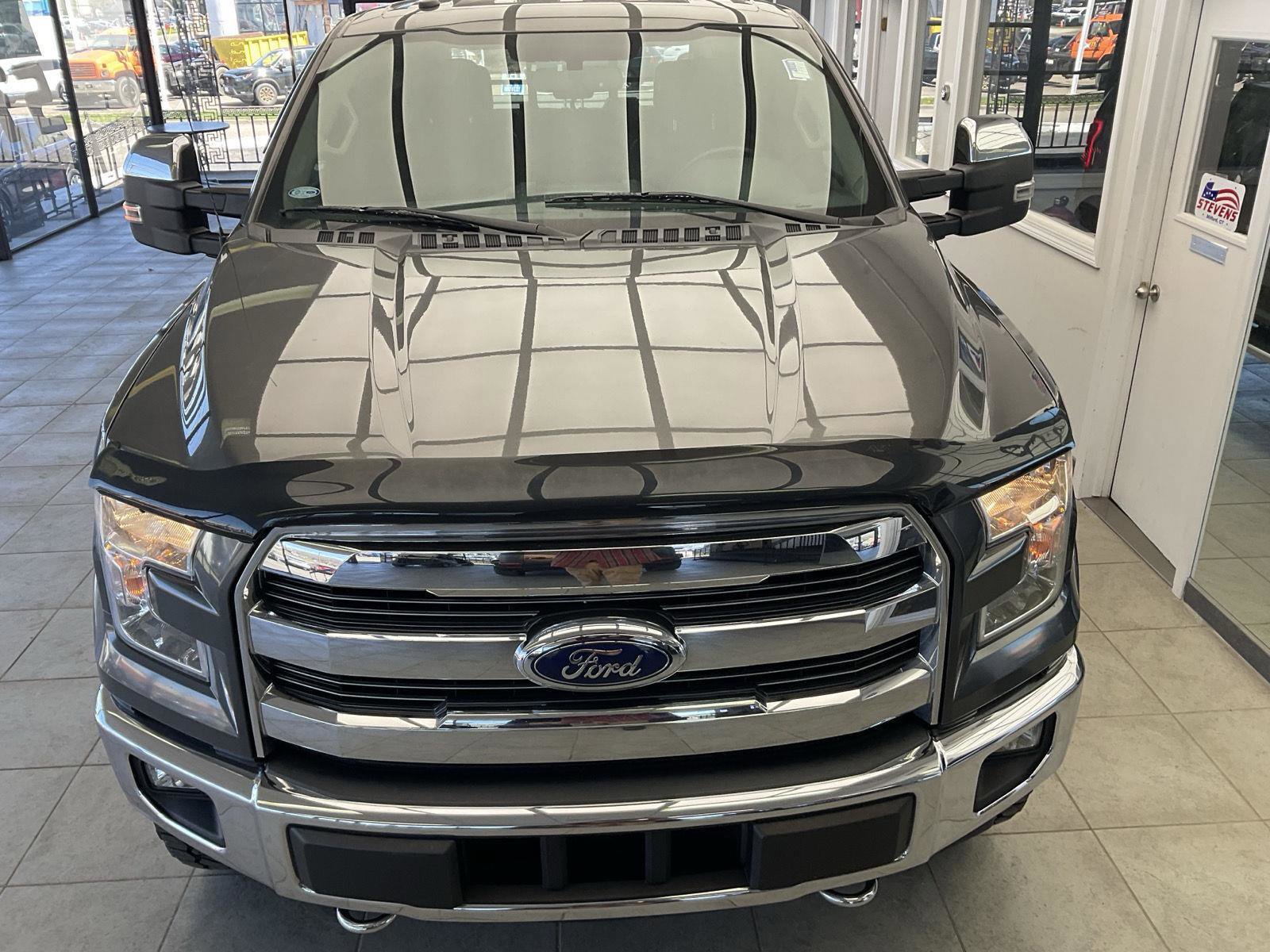 Used 2017 Ford F150 Lariat AWD/4WD image 3