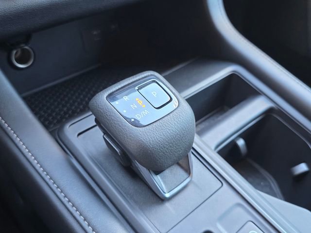 Used 2024 Nissan Pathfinder S image 28