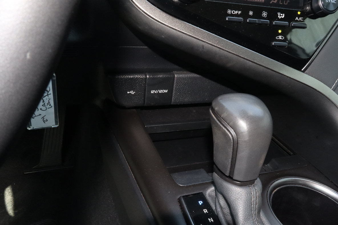 Used 2024 Toyota Camry SE FWD image 19