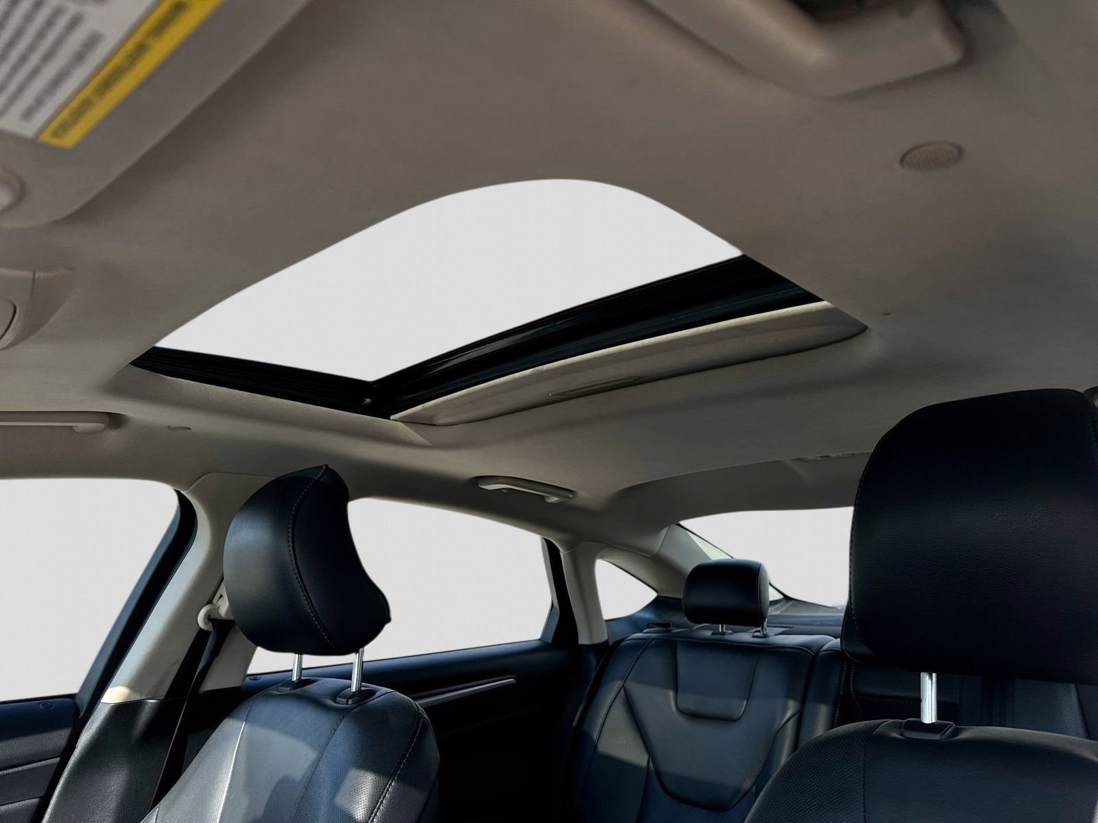 Used 2019 Ford Fusion Titanium image 20