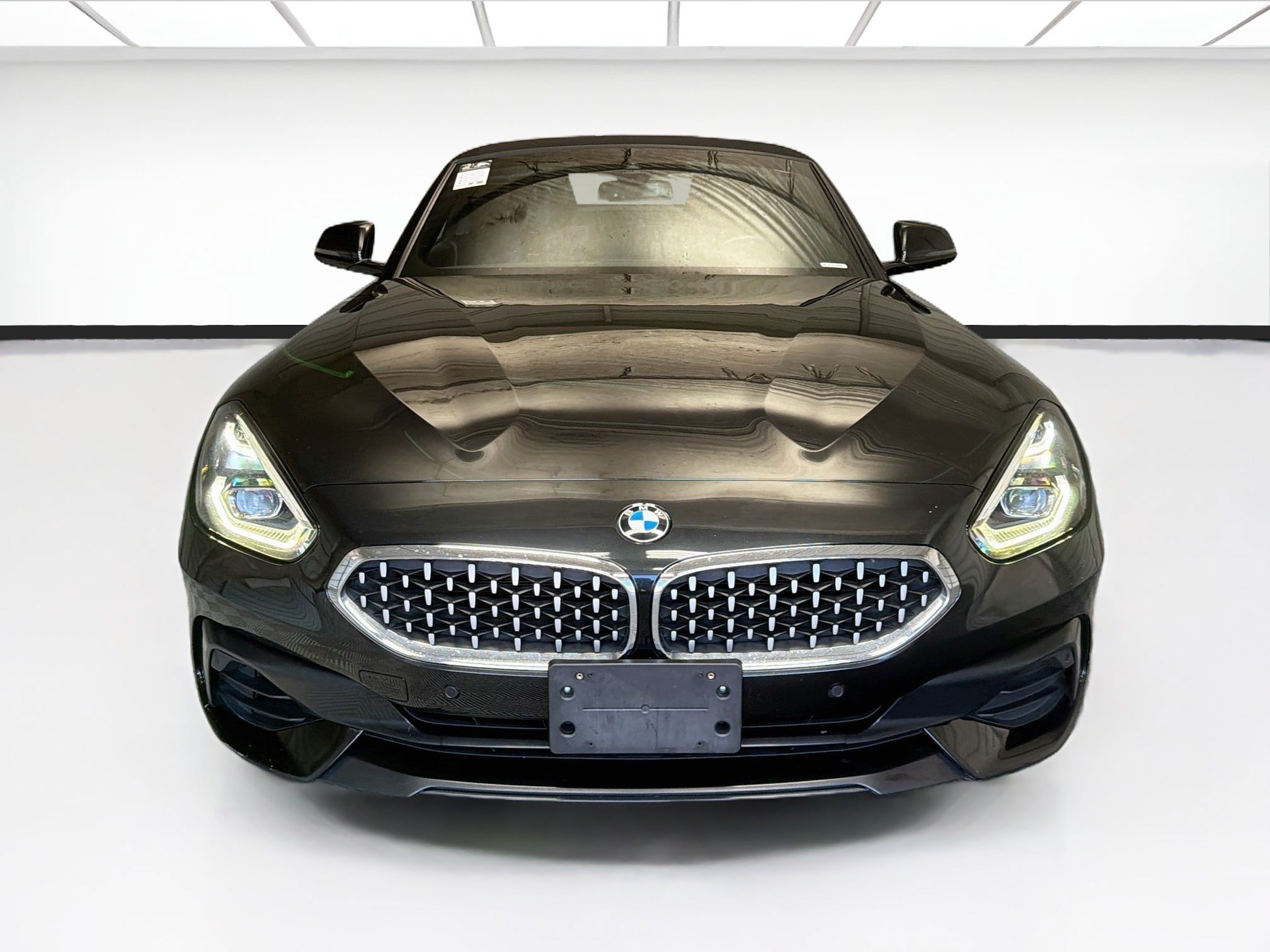 Used 2022 BMW Z4 sDrive30i w/ Premium Package 2 RWD image 2