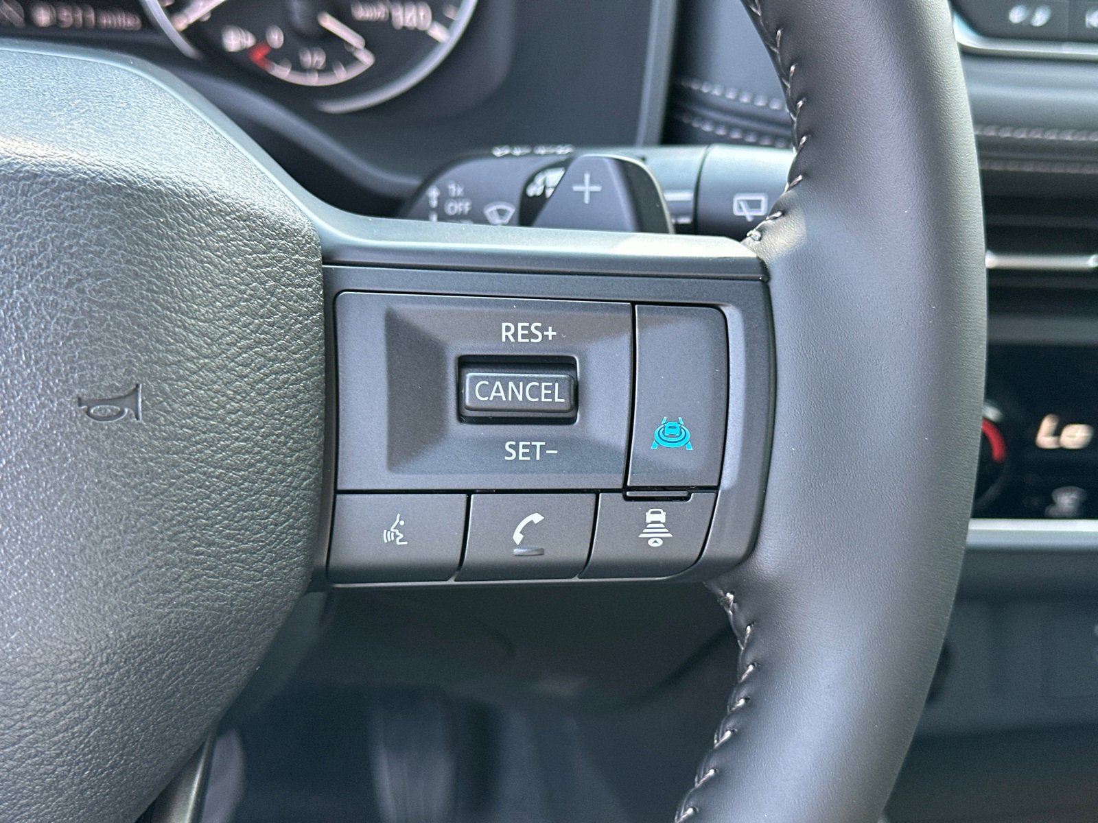 New 2026 Nissan Rogue SV image 27