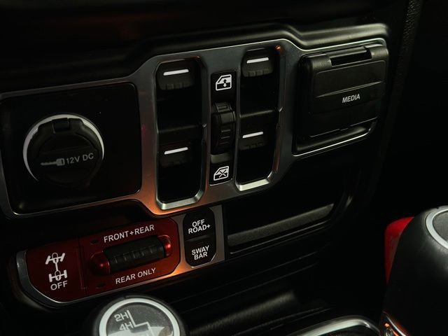 Used 2022 Jeep Gladiator Rubicon AWD/4WD image 16