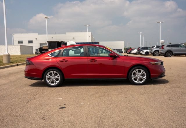 Used 2025 Honda Accord LX image 8