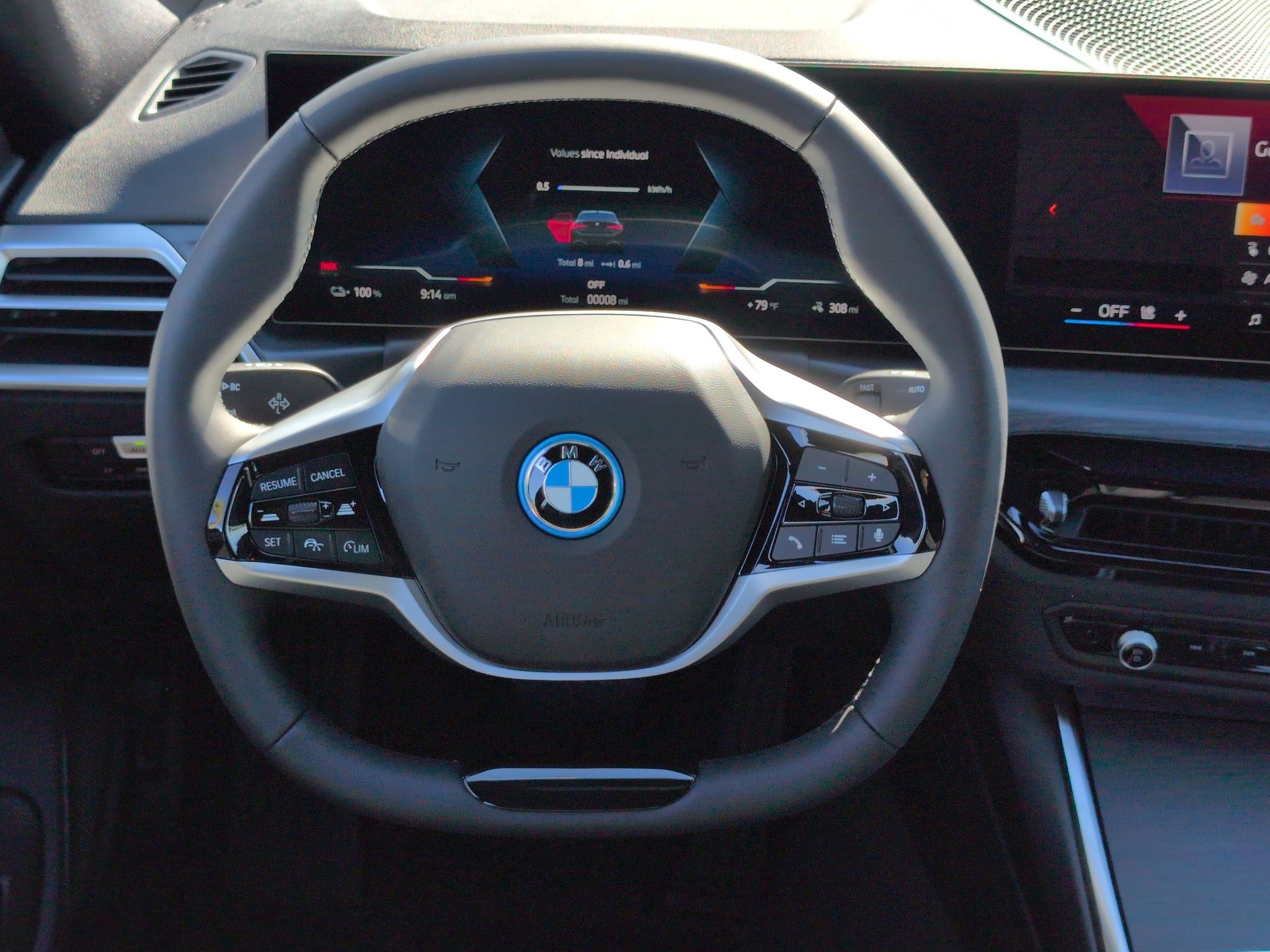 New 2026 BMW i4 eDrive40 w/ Parking Assistance Package RWD image 18