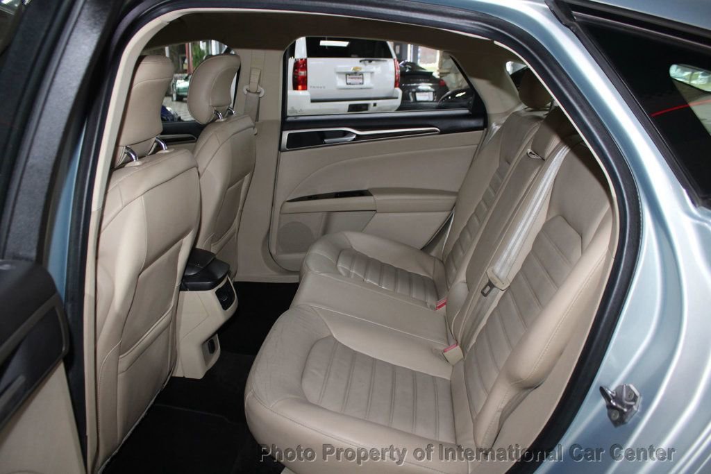 Used 2013 Ford Fusion SE image 19
