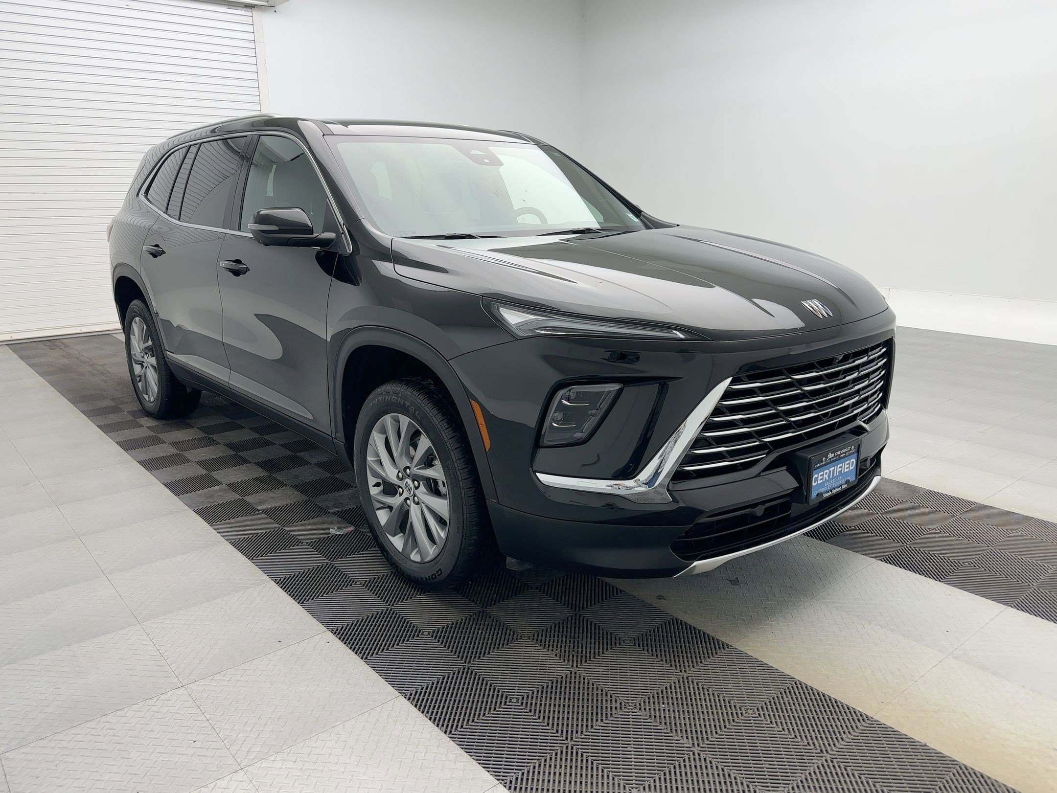 Certified 2025 Buick Enclave Preferred image 7