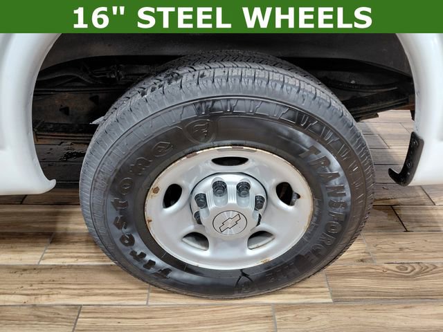 Used 2019 Chevrolet Express 2500 w/ Driver Convenience Package image 8