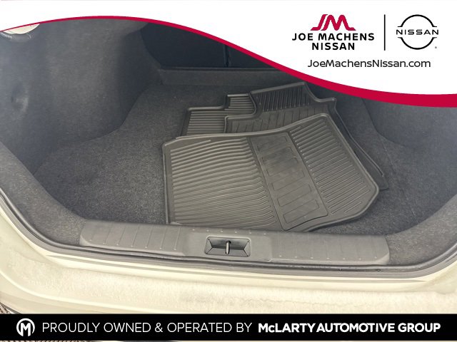 Certified 2025 Nissan Sentra SR image 21