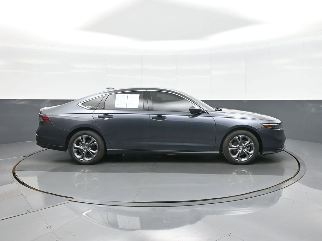 Used 2023 Honda Accord EX image 8
