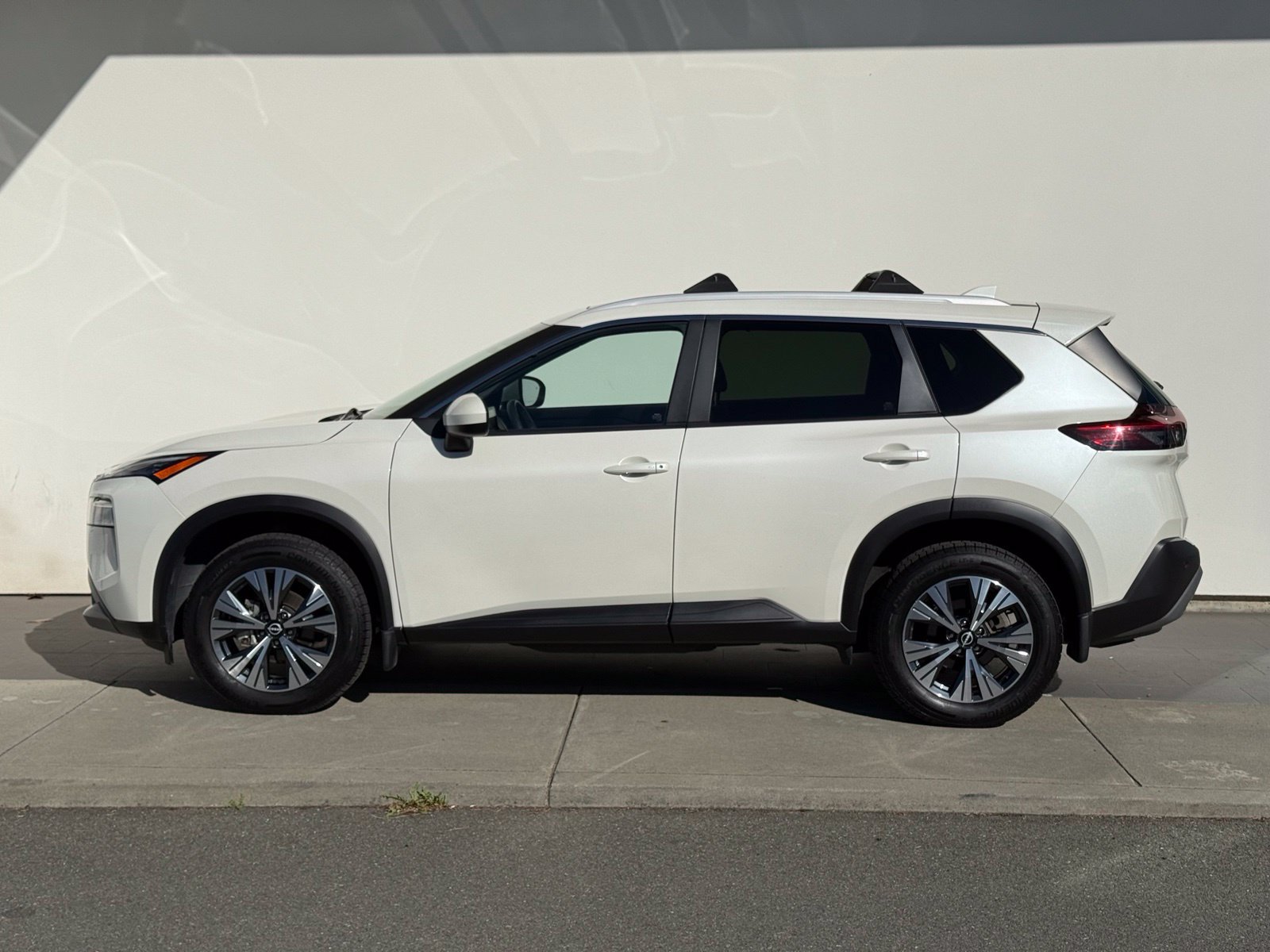 Used 2023 Nissan Rogue SV w/ SV Premium B Package AWD/4WD image 4