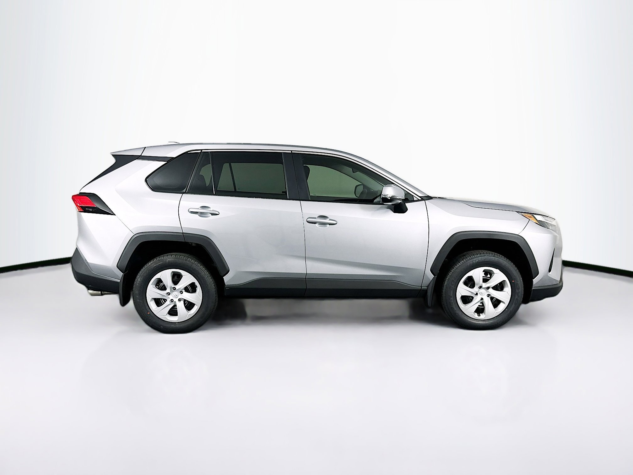Used 2025 Toyota RAV4 LE image 10