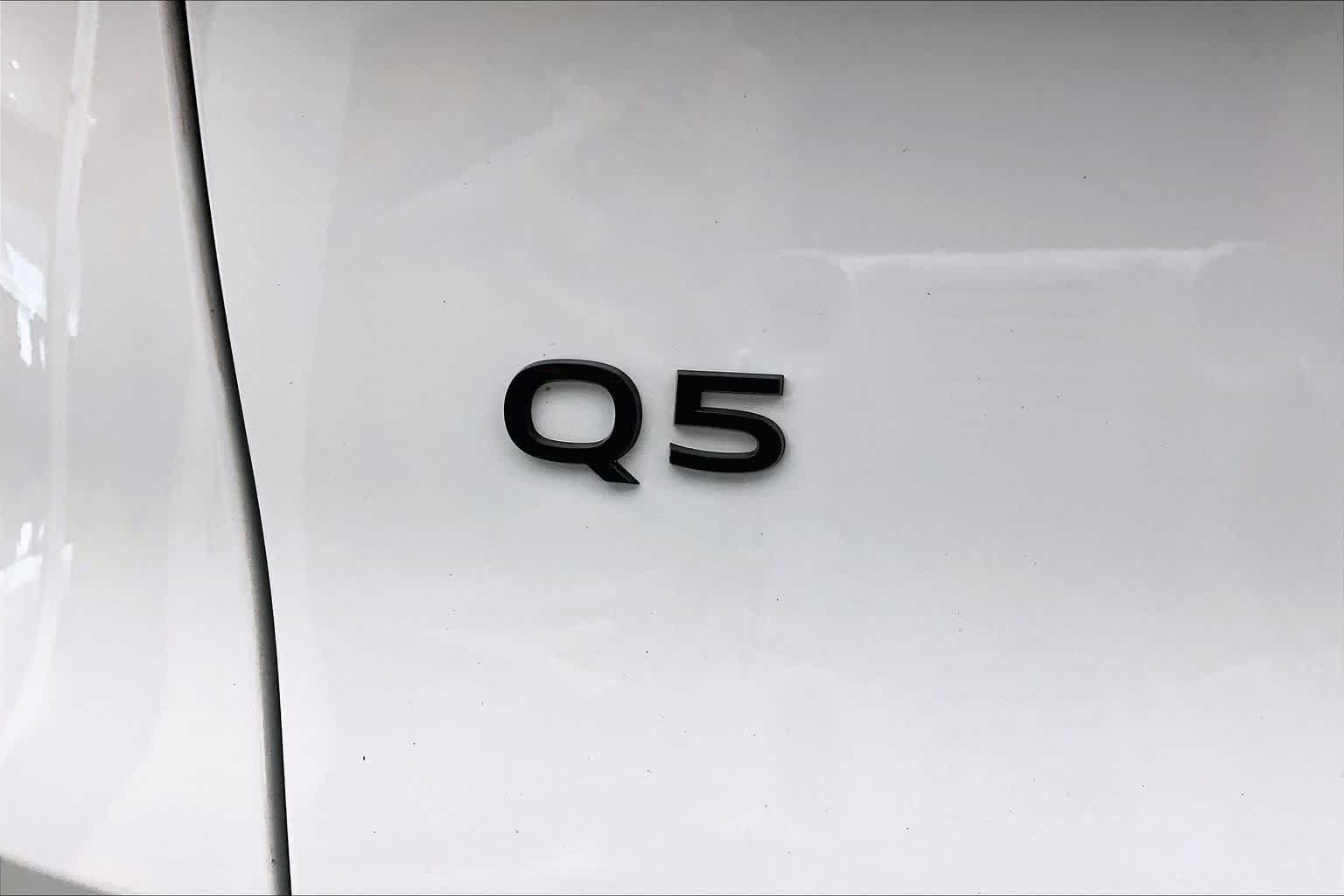 Certified 2025 Audi Q5 Premium AWD/4WD image 33