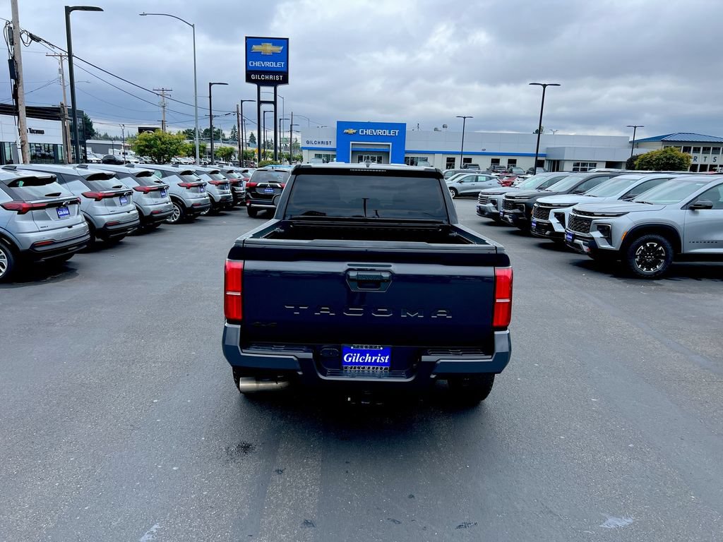 Used 2024 Toyota Tacoma TRD Off-Road AWD/4WD image 25