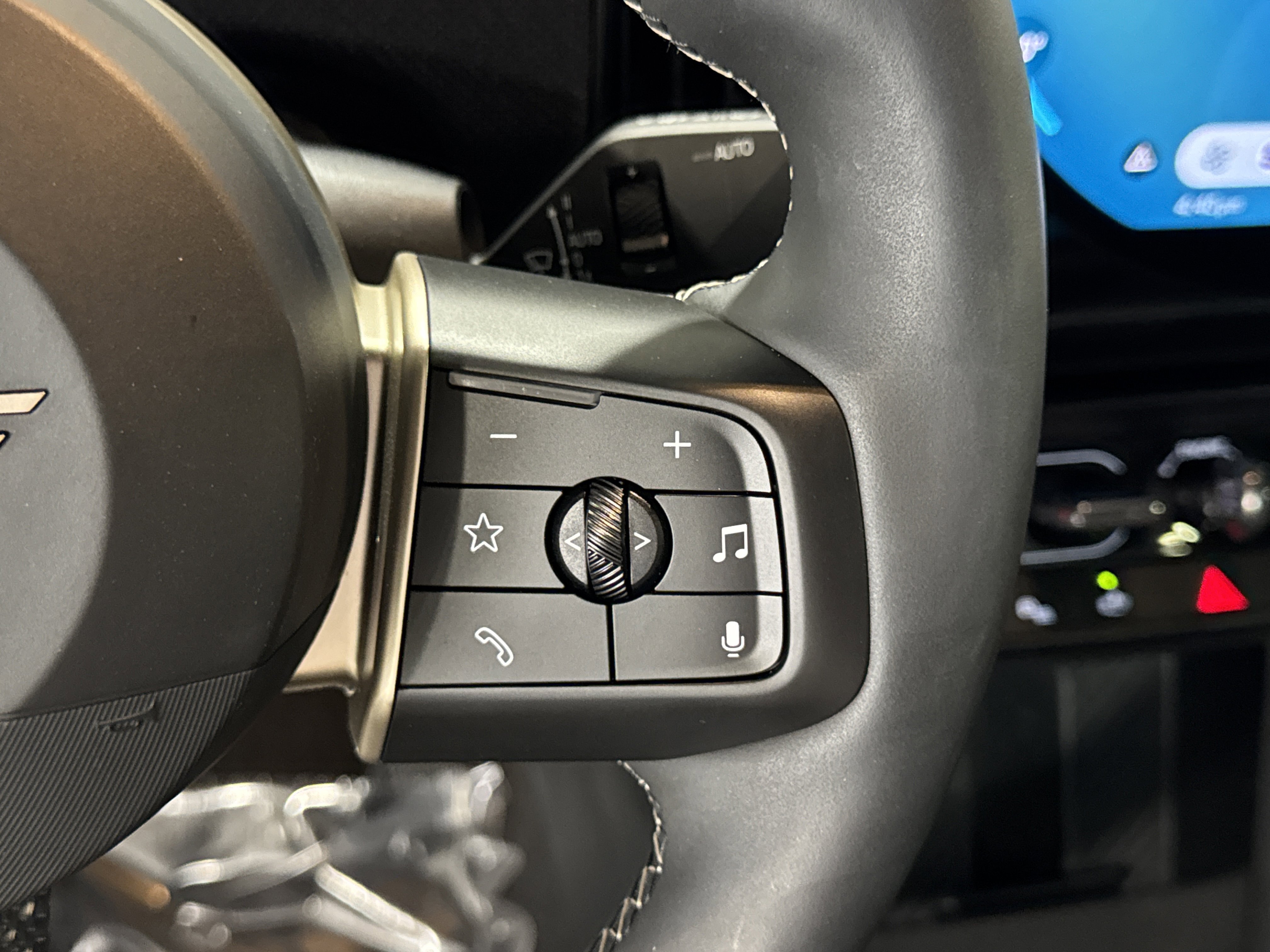 Certified 2025 MINI Cooper S image 19