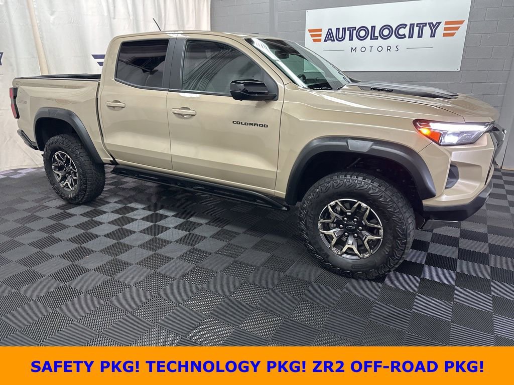 Used 2024 Chevrolet Colorado ZR2 w/ ZR2 Convenience Package III AWD/4WD image 1