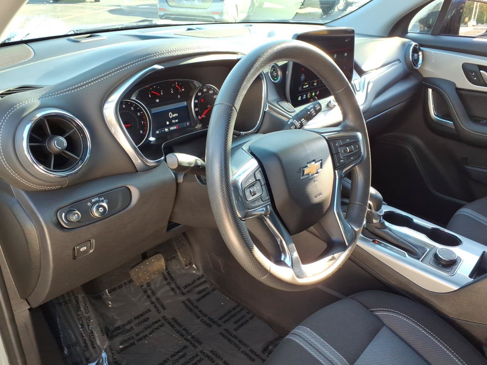 Used 2024 Chevrolet Blazer LT w/ Convenience Package AWD/4WD image 16