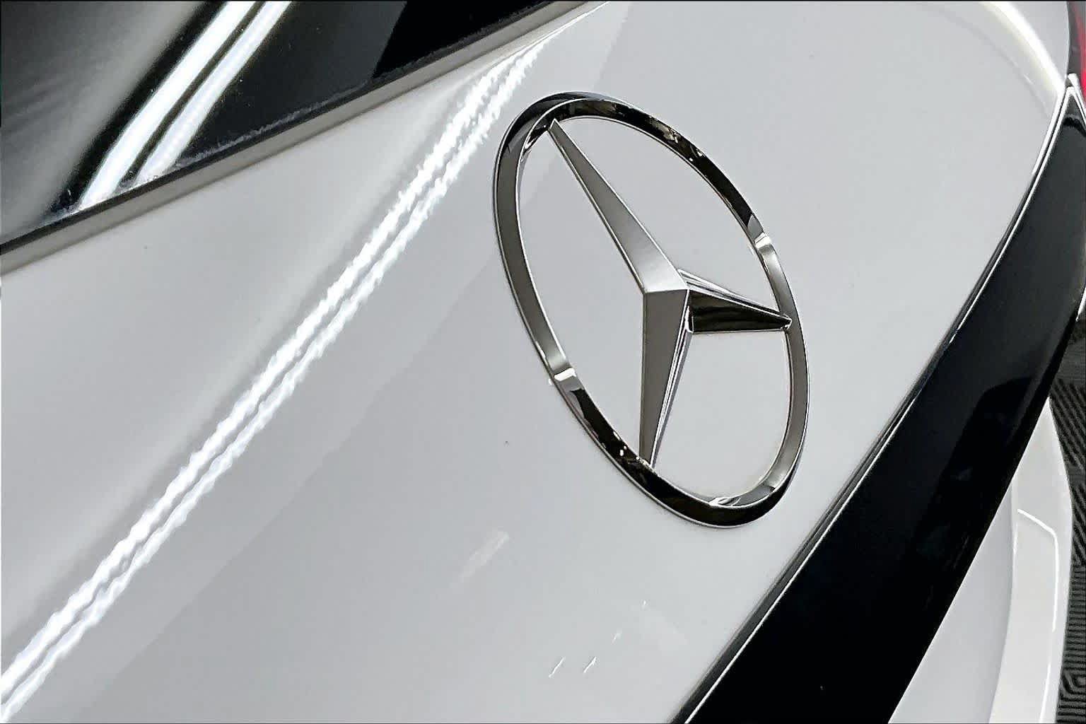 Certified 2024 Mercedes-Benz GLC 300 4MATIC image 30
