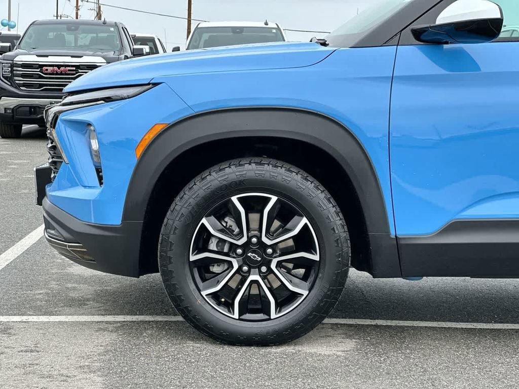 Used 2024 Chevrolet TrailBlazer ACTIV image 33