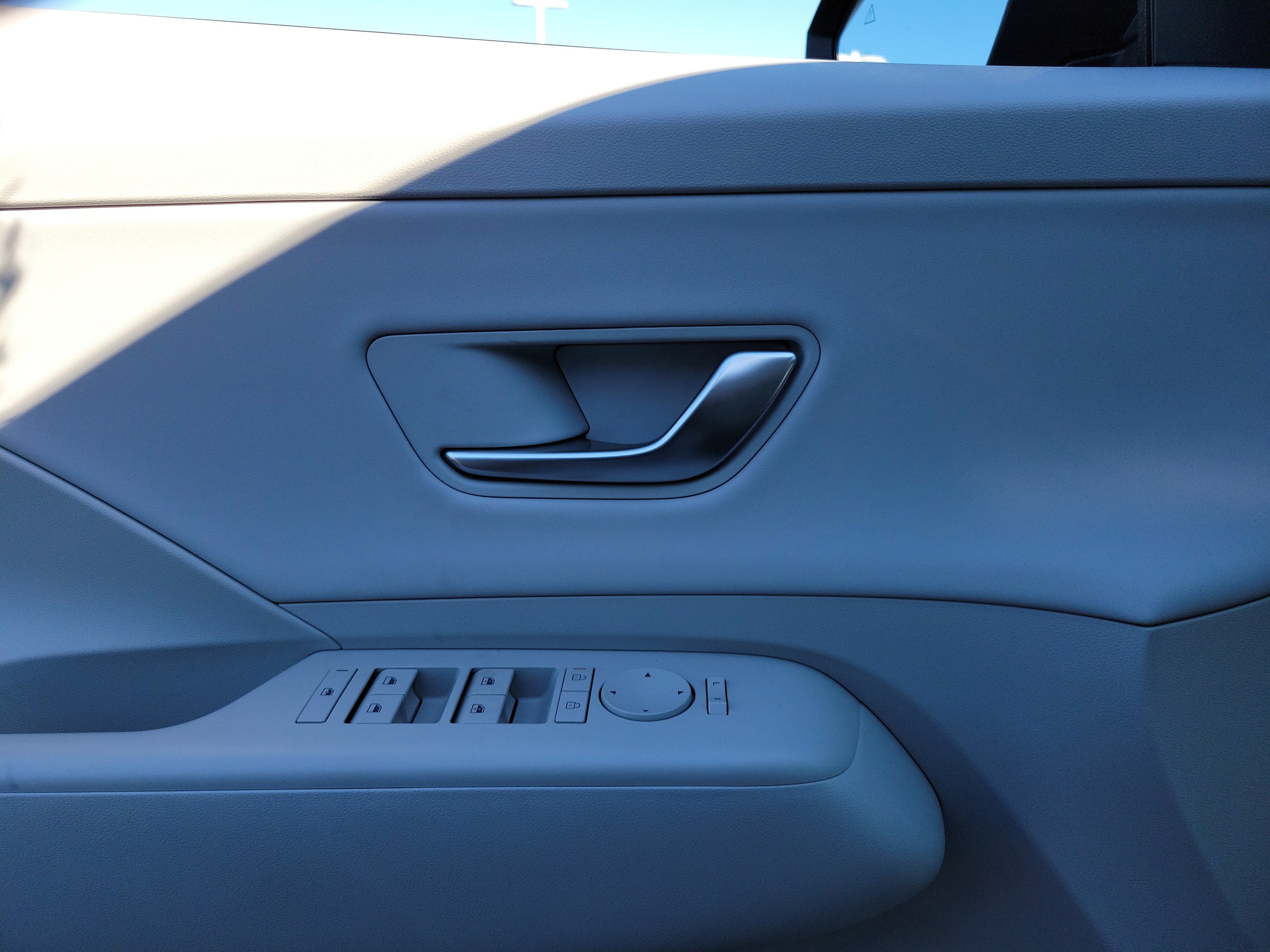 New 2026 Hyundai Kona SEL Premium AWD/4WD image 13