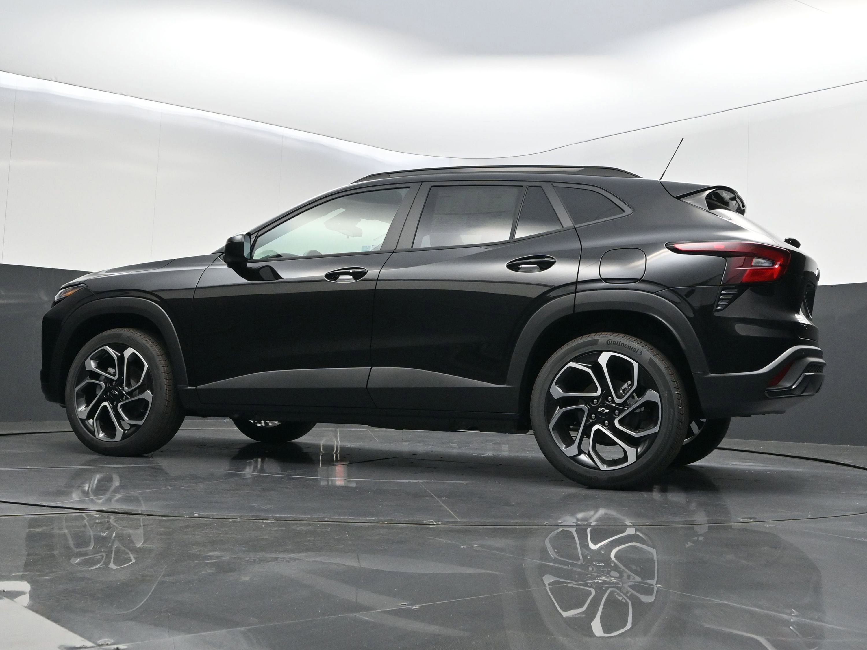 New 2026 Chevrolet Trax RS FWD image 39
