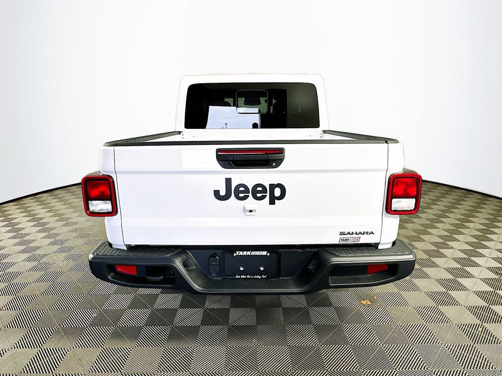 New 2026 Jeep Gladiator Sport AWD/4WD image 9