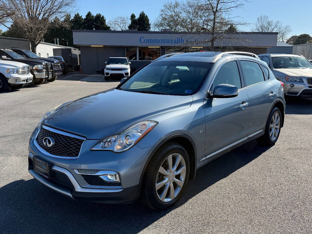 Used 2016 INFINITI QX50 Journey w/ Premium Package image 4