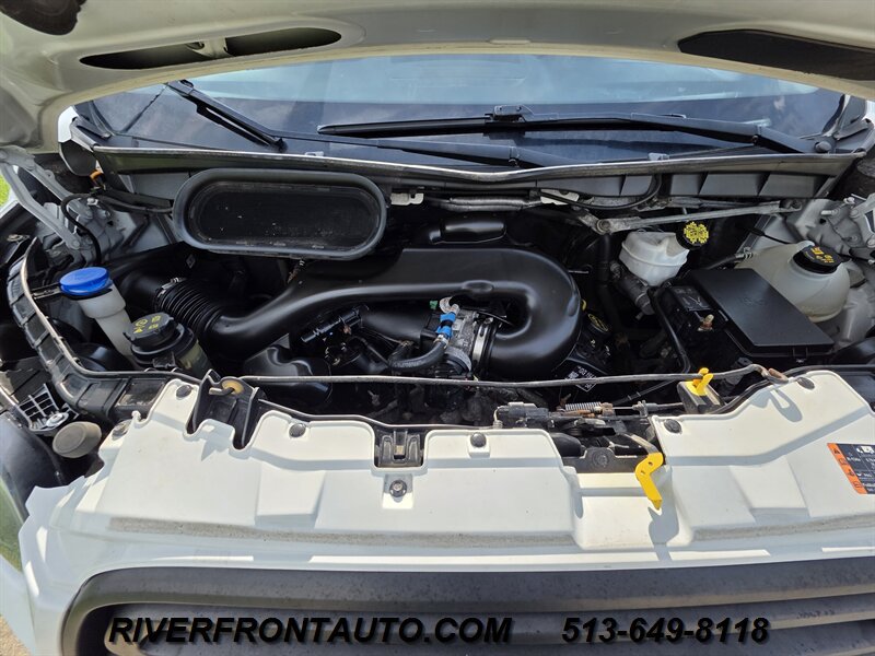 Used 2019 Ford Transit 150 130 Low Roof RWD image 17