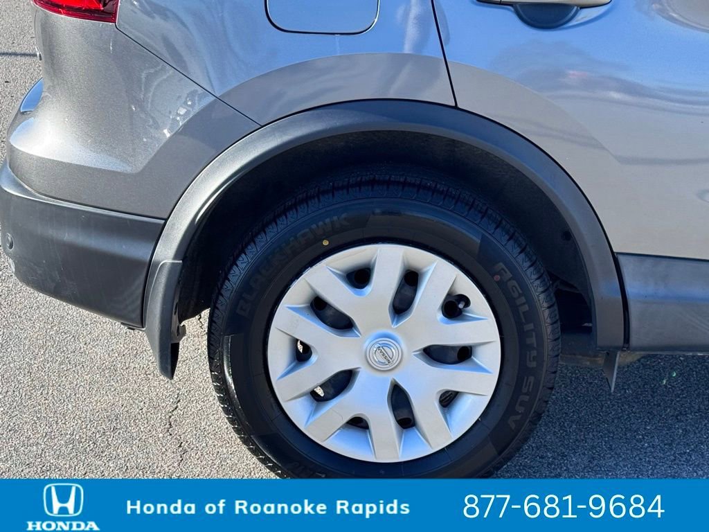 Used 2020 Nissan Rogue Sport S image 34