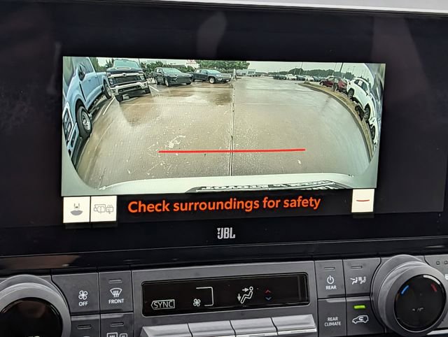 Used 2024 Toyota Grand Highlander AWD image 17