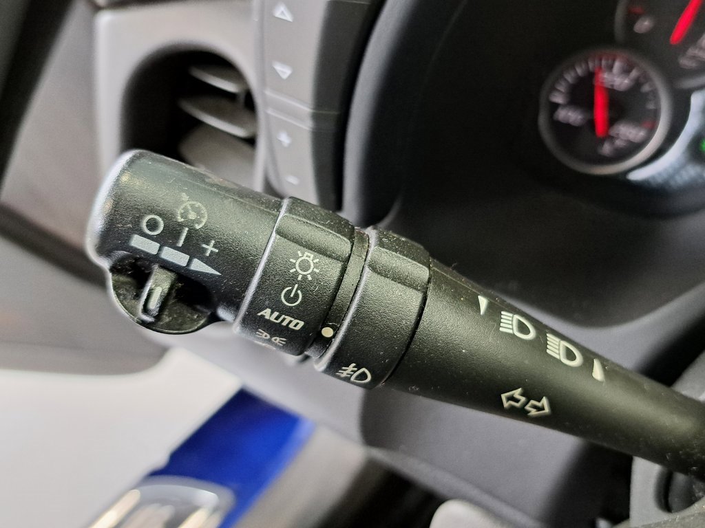 Used 2006 Chevrolet Corvette Z06 w/ Preferred Equipment Group image 13