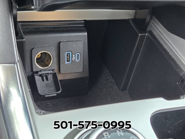 Used 2021 Ford Explorer Limited w/ Equipment Group 301A RWD image 34