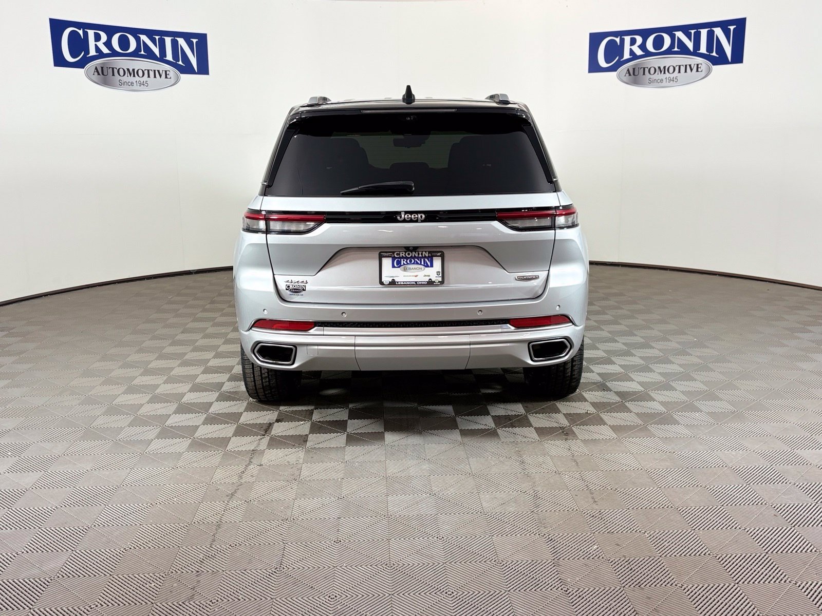Used 2022 Jeep Grand Cherokee Summit AWD/4WD image 34