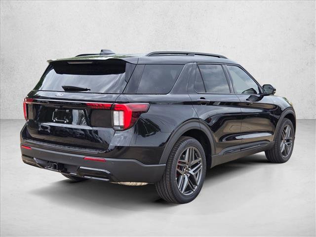 New 2026 Ford Explorer ST-Line image 2