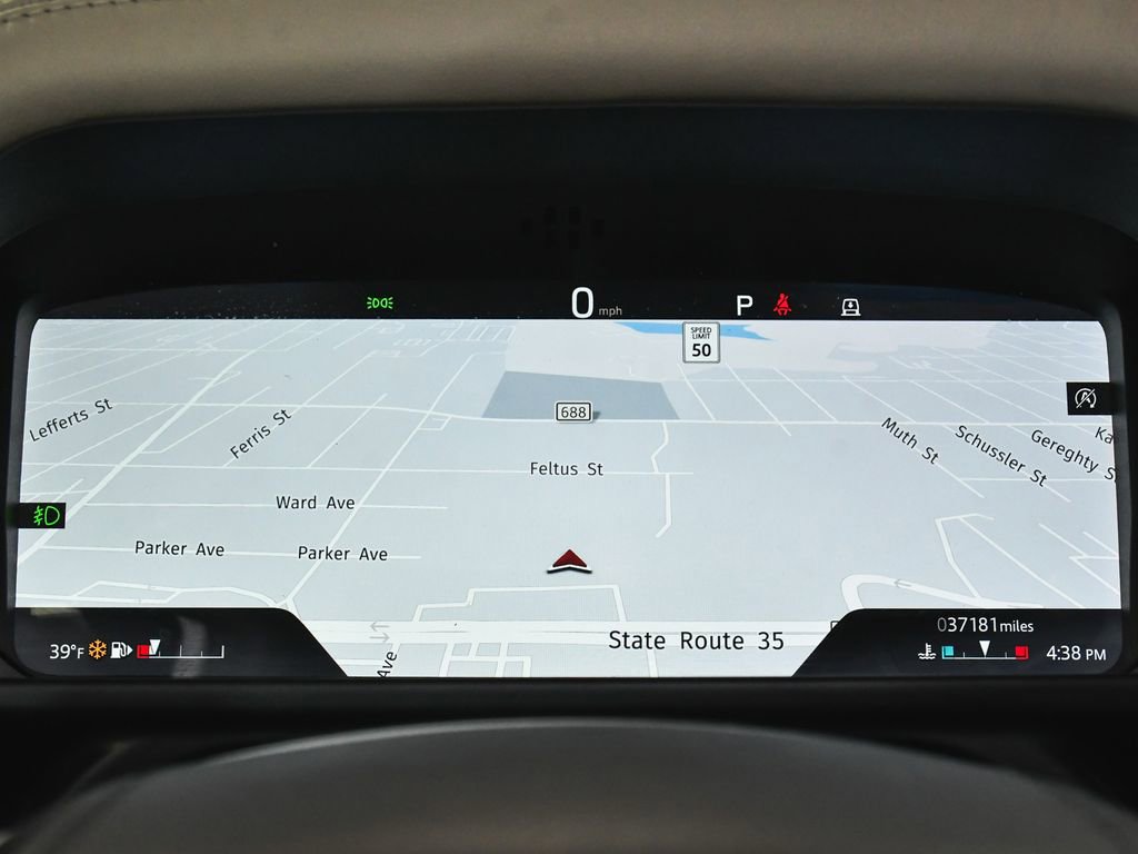 Used 2022 Land Rover Defender 90 X-Dynamic HSE image 34