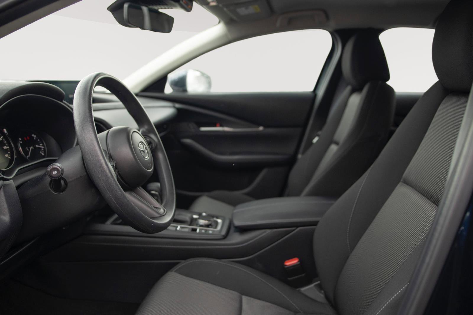 Used 2025 MAZDA CX-30 AWD 2.5 S image 2