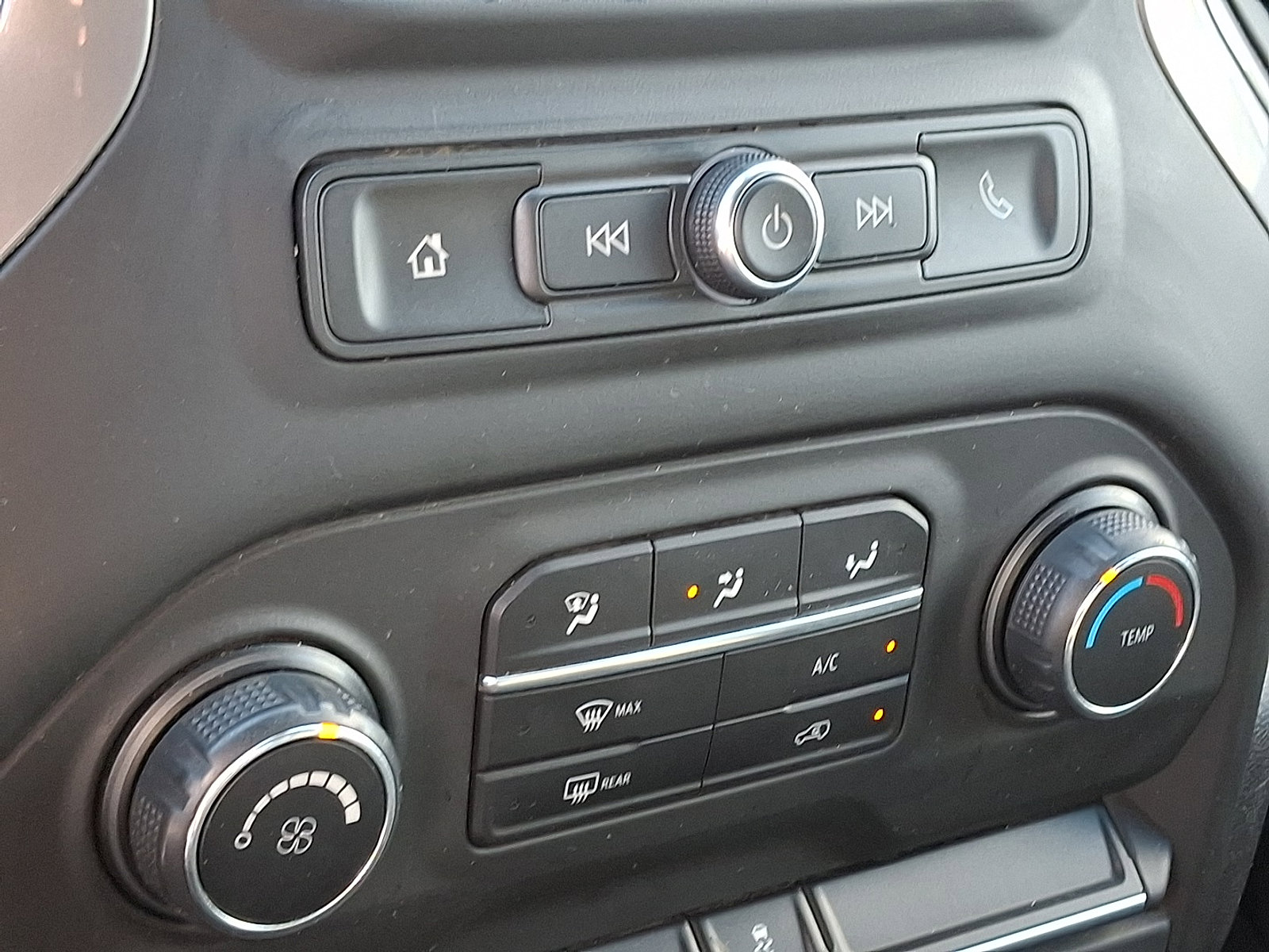 Used 2021 Chevrolet Silverado 2500 Custom w/ Custom Convenience Package image 15