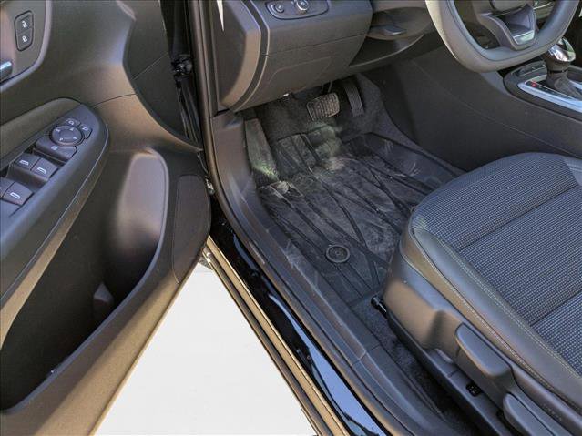 New 2025 Buick Envista Preferred w/ Advanced Safety Package image 4