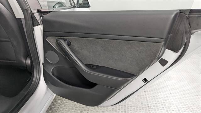 Used 2023 Tesla Model 3 Standard Range RWD image 16