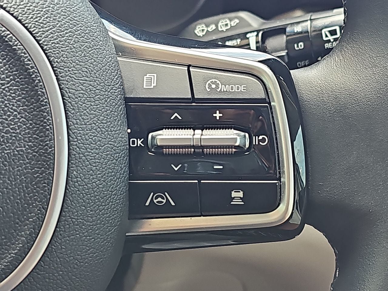 Used 2022 Kia Sorento X-Line EX AWD/4WD image 24