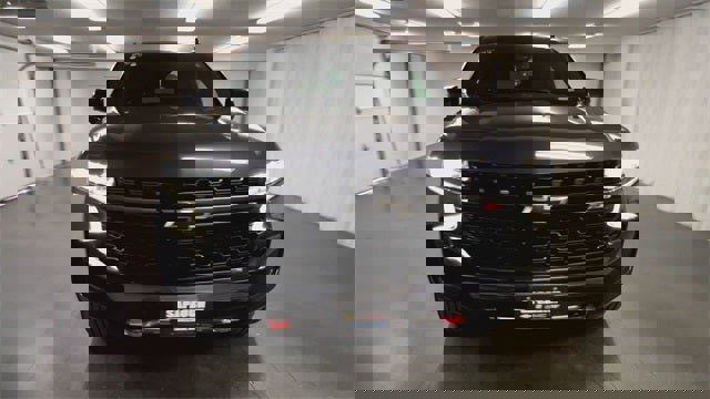 Used 2023 Chevrolet Suburban Z71 w/ Luxury Package image 44