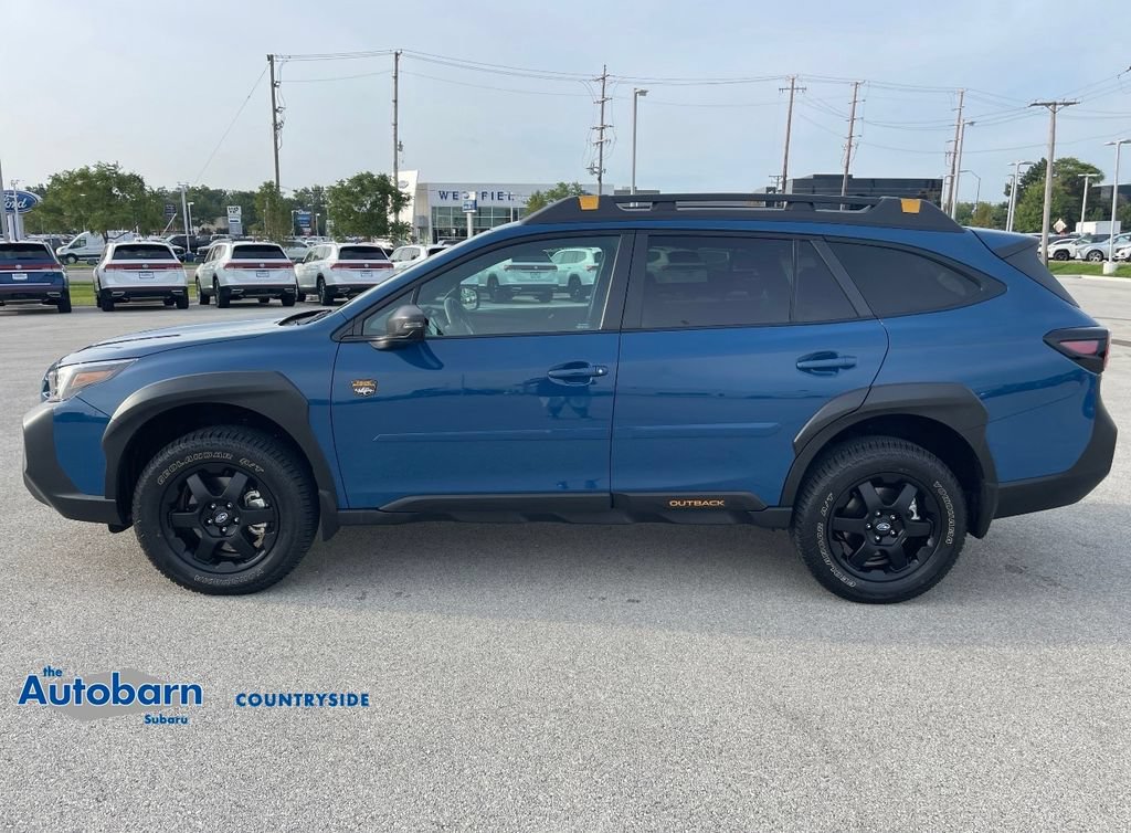 Used 2025 Subaru Outback Wilderness AWD/4WD image 2