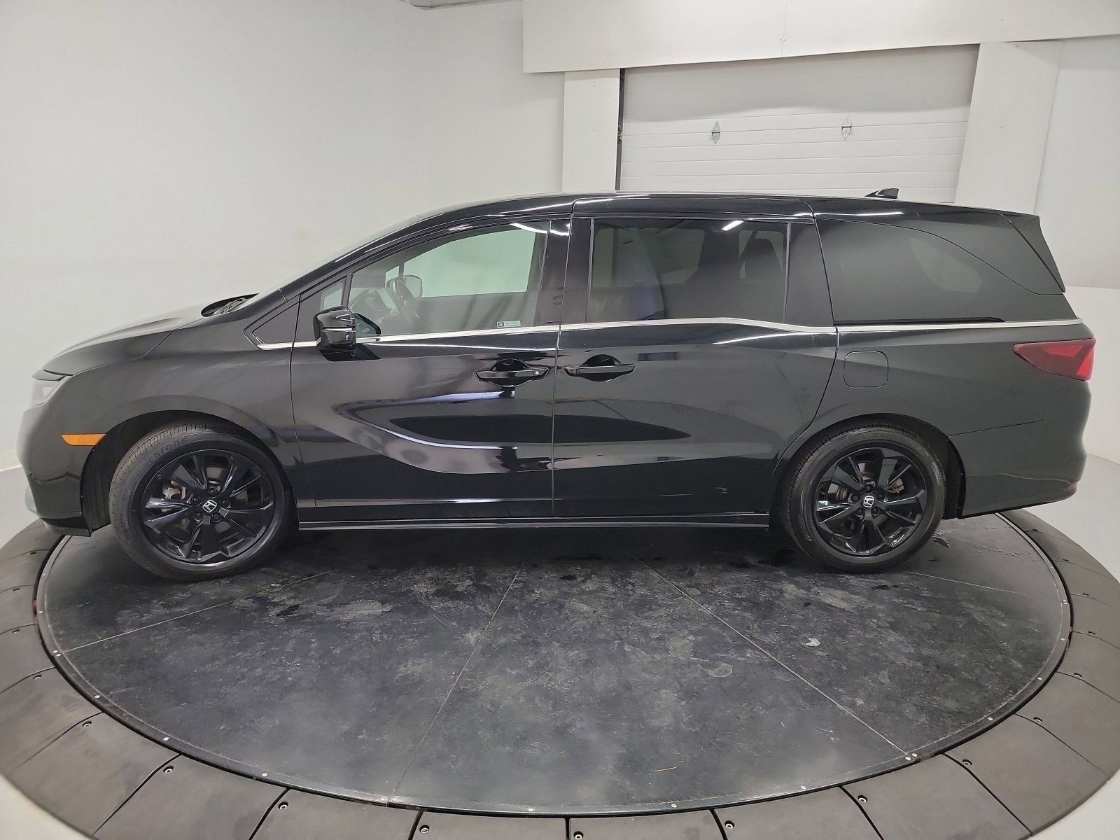 Certified 2024 Honda Odyssey Sport image 11