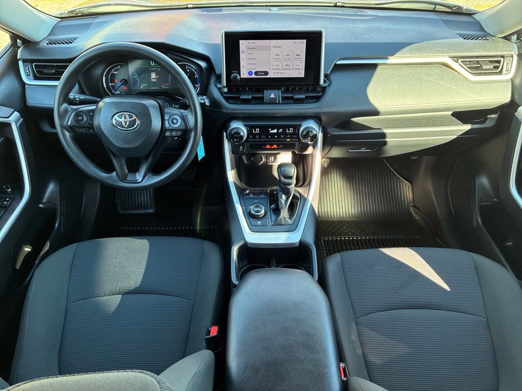 Used 2024 Toyota RAV4 LE AWD/4WD image 55