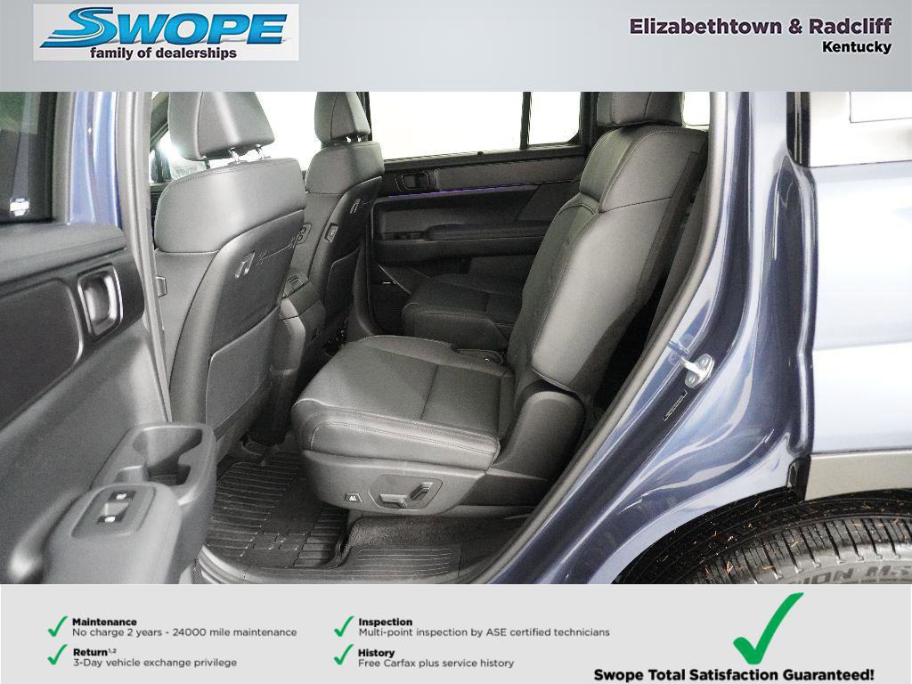 Certified 2025 Hyundai Santa Fe Calligraphy image 12